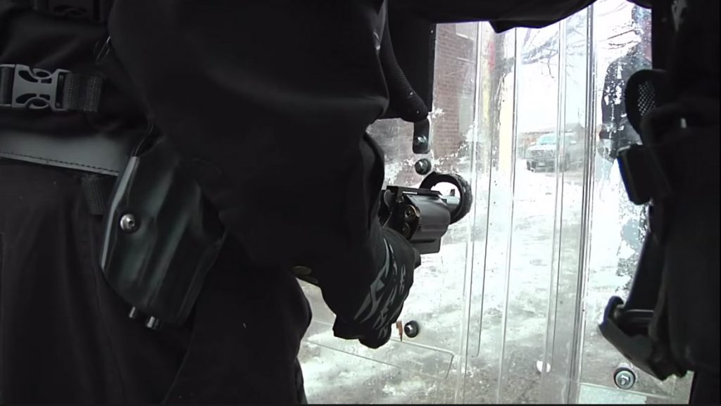 Lamperd Interlocking Police Shield – Lamperd Less Lethal